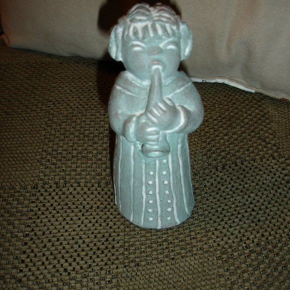 Isabel Bloom Angel - Angel  Playing Musical Instrument - Decorative Angel - 1986 - Picture 1 of 5